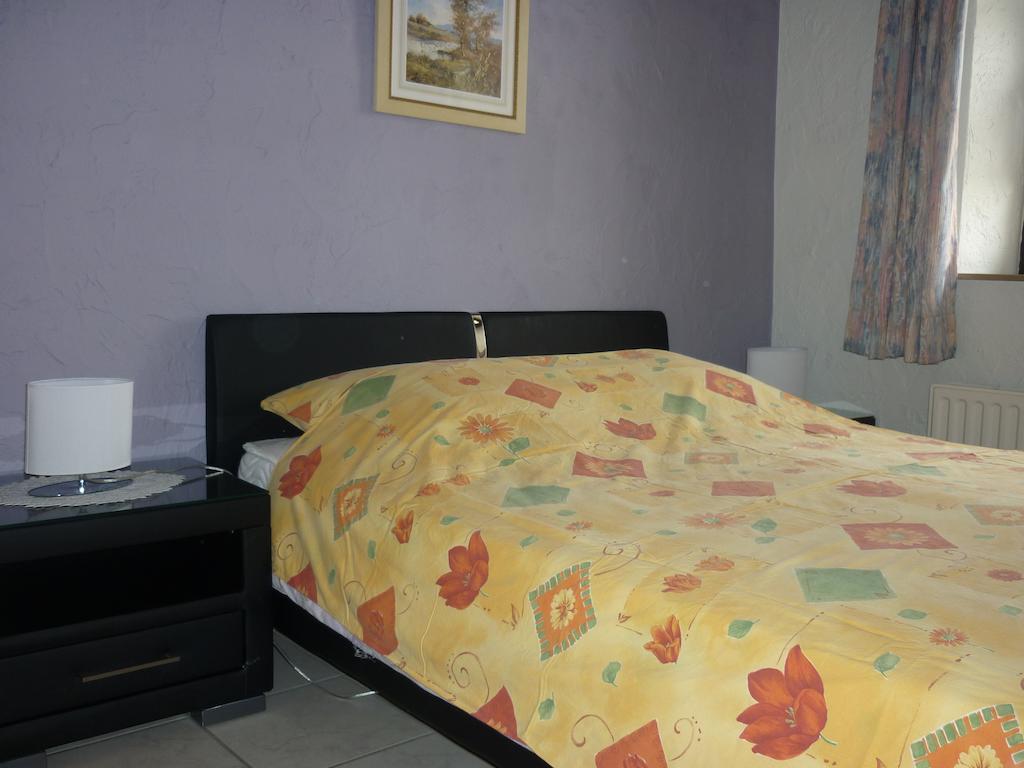 Ferienwohnungen "Crombacher Muehle" St. Vith Room photo