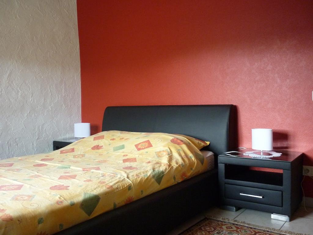 Ferienwohnungen "Crombacher Muehle" St. Vith Room photo
